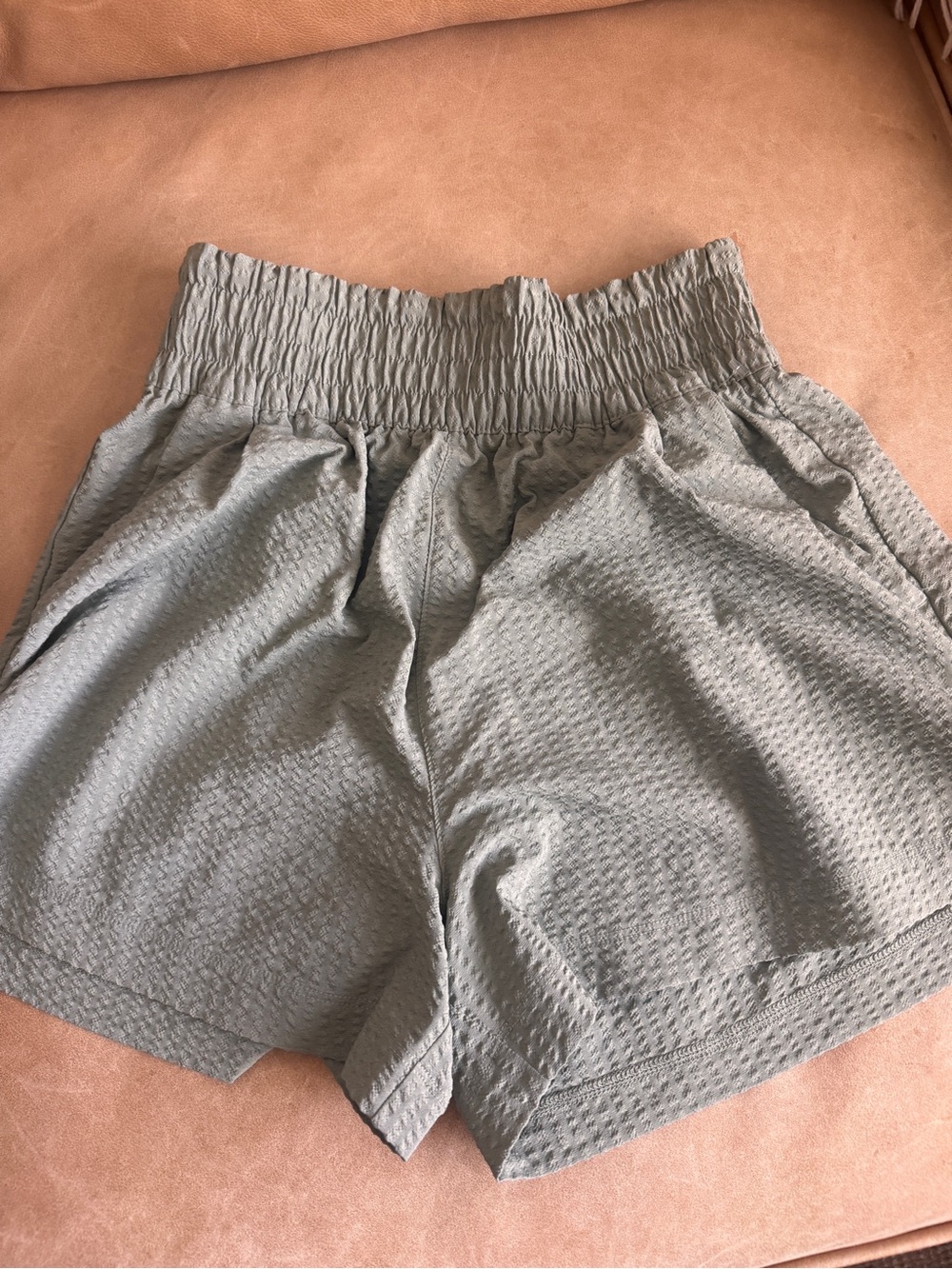 Women's Vuori Villa Waist Textured Shorts - Sage Green